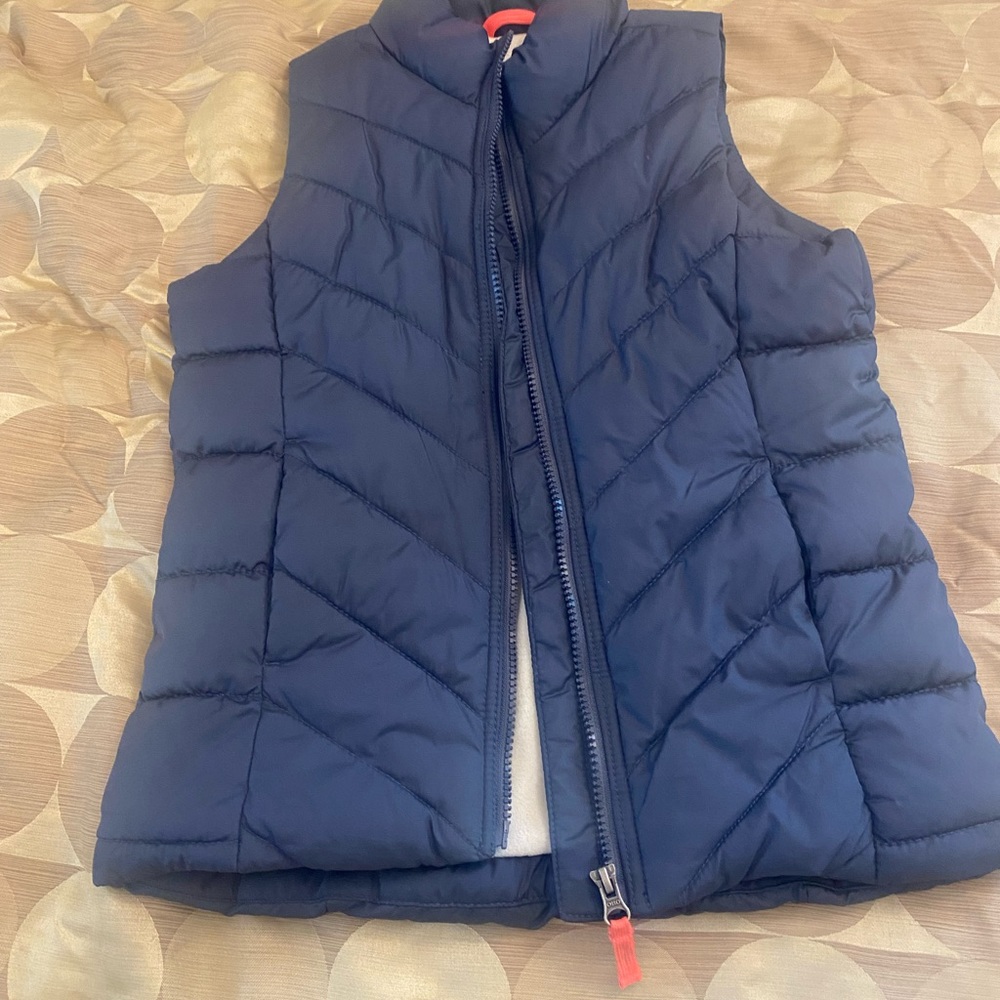 Girls Old Navy Vest.  Blue.  Size Medium.  Never Worn.